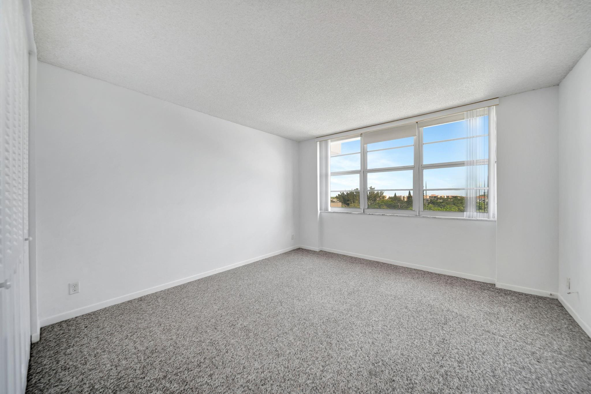 2121 North Ocean Boulevard, Unit 704W Boca Raton, FL 33431 - Photo 23 of 51 Photo 23