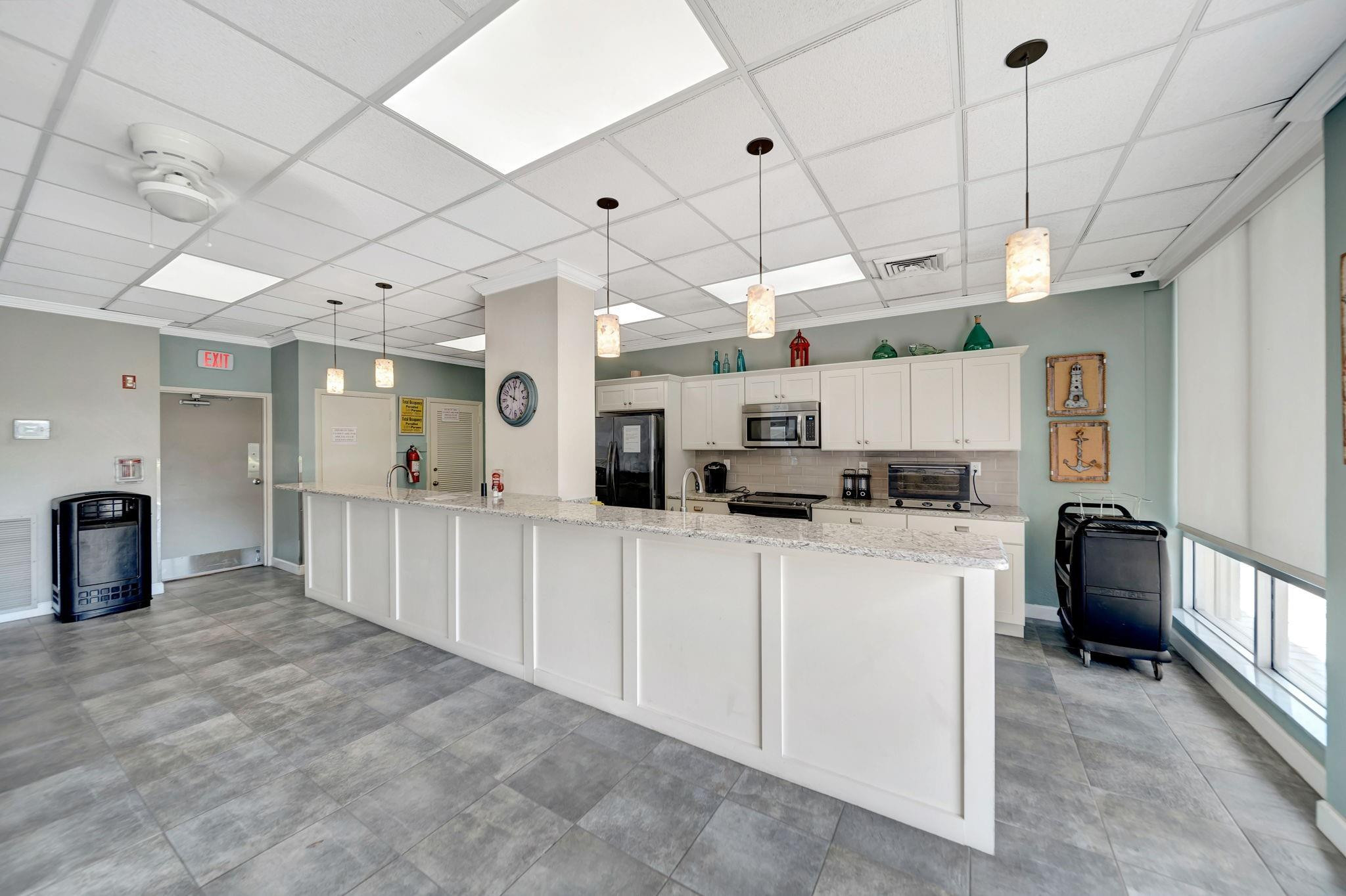 2121 North Ocean Boulevard, Unit 704W Boca Raton, FL 33431 - Photo 34 of 51 Photo 34