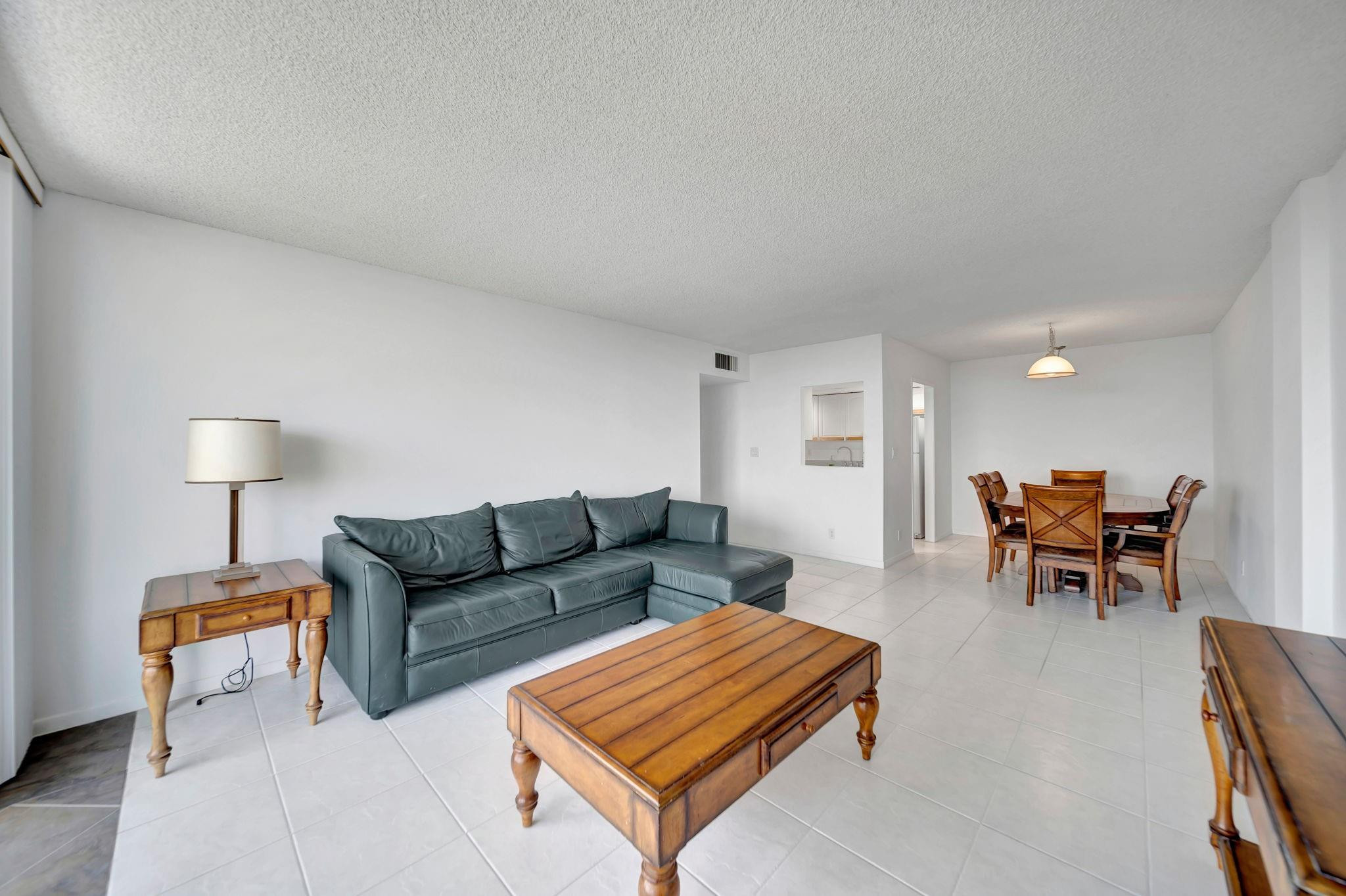 2121 North Ocean Boulevard, Unit 704W Boca Raton, FL 33431 - Photo 4 of 51 Photo 4