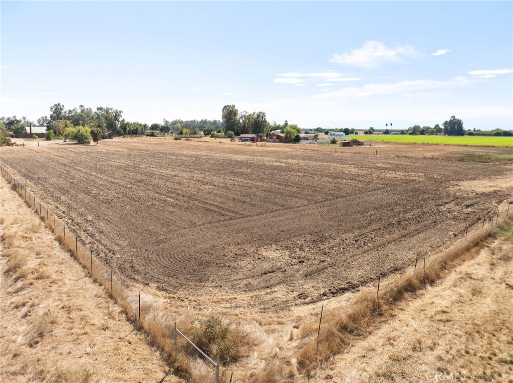 22590 Rodeo Avenue Gerber, CA 96035 - Photo 24 of 26