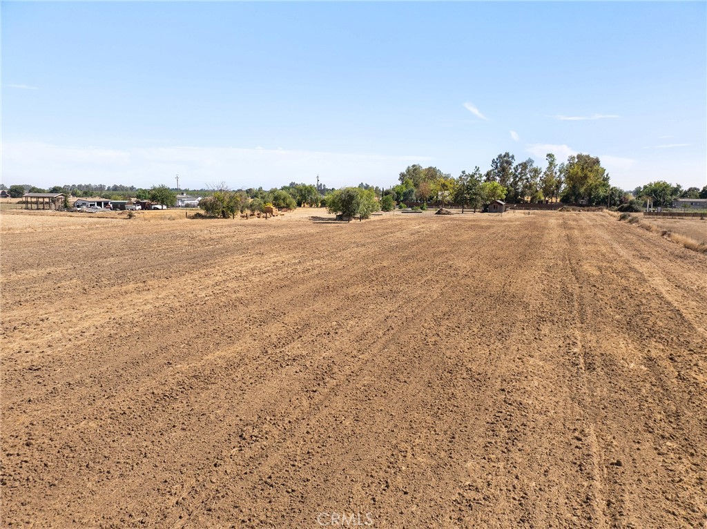 22590 Rodeo Avenue Gerber, CA 96035 - Photo 25 of 26