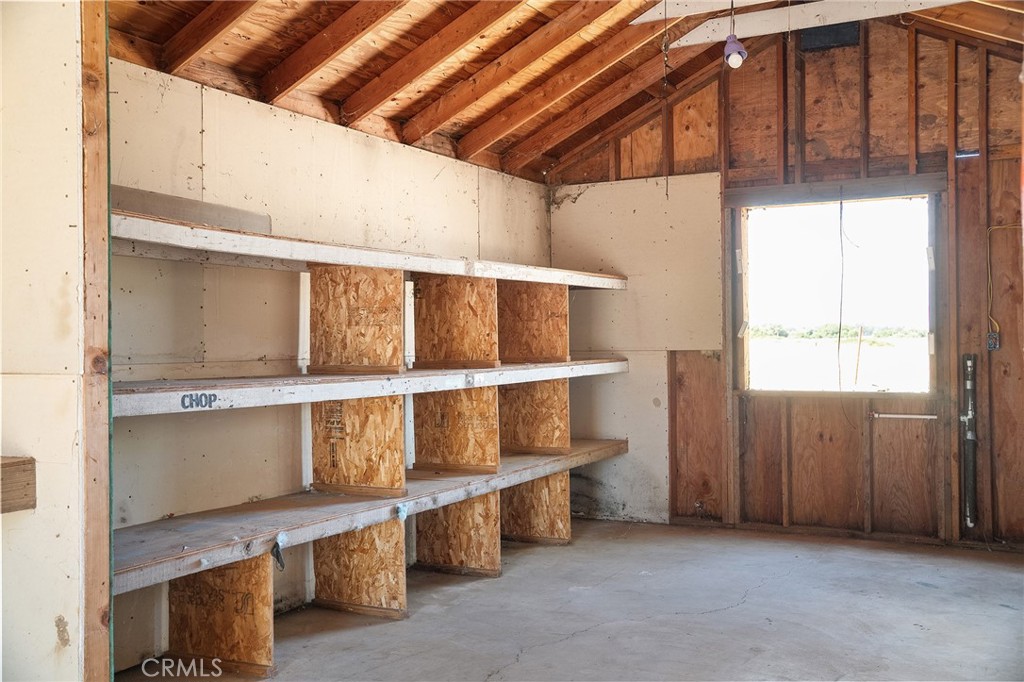 22590 Rodeo Avenue Gerber, CA 96035 - Photo 5 of 26