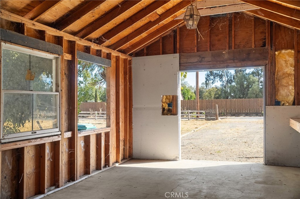 22590 Rodeo Avenue Gerber, CA 96035 - Photo 6 of 26