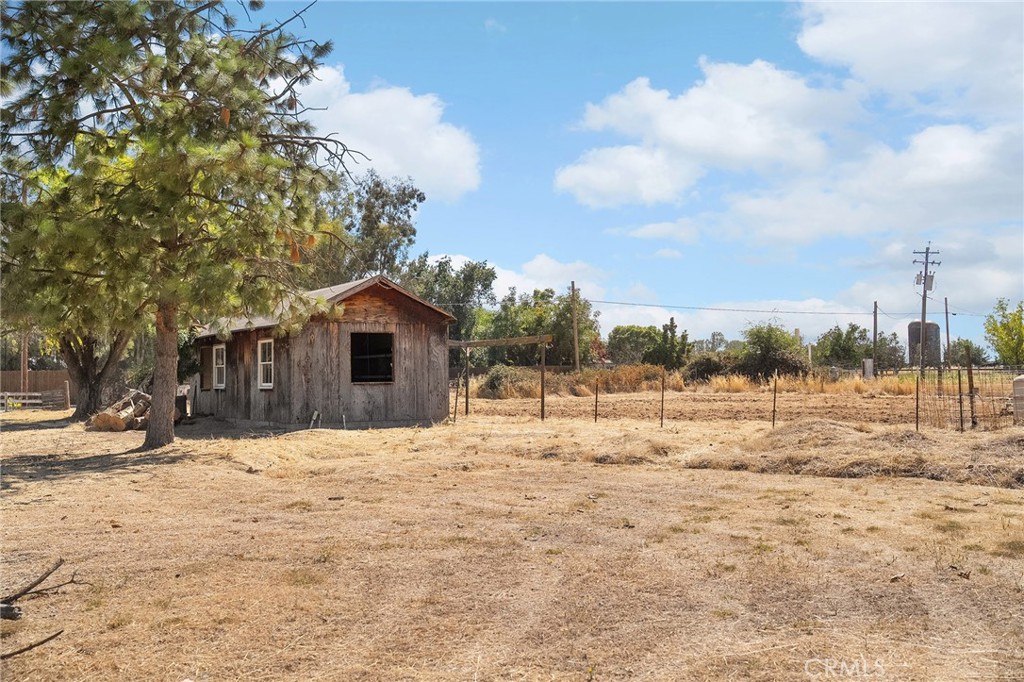 22590 Rodeo Avenue Gerber, CA 96035 - Photo 10 of 26