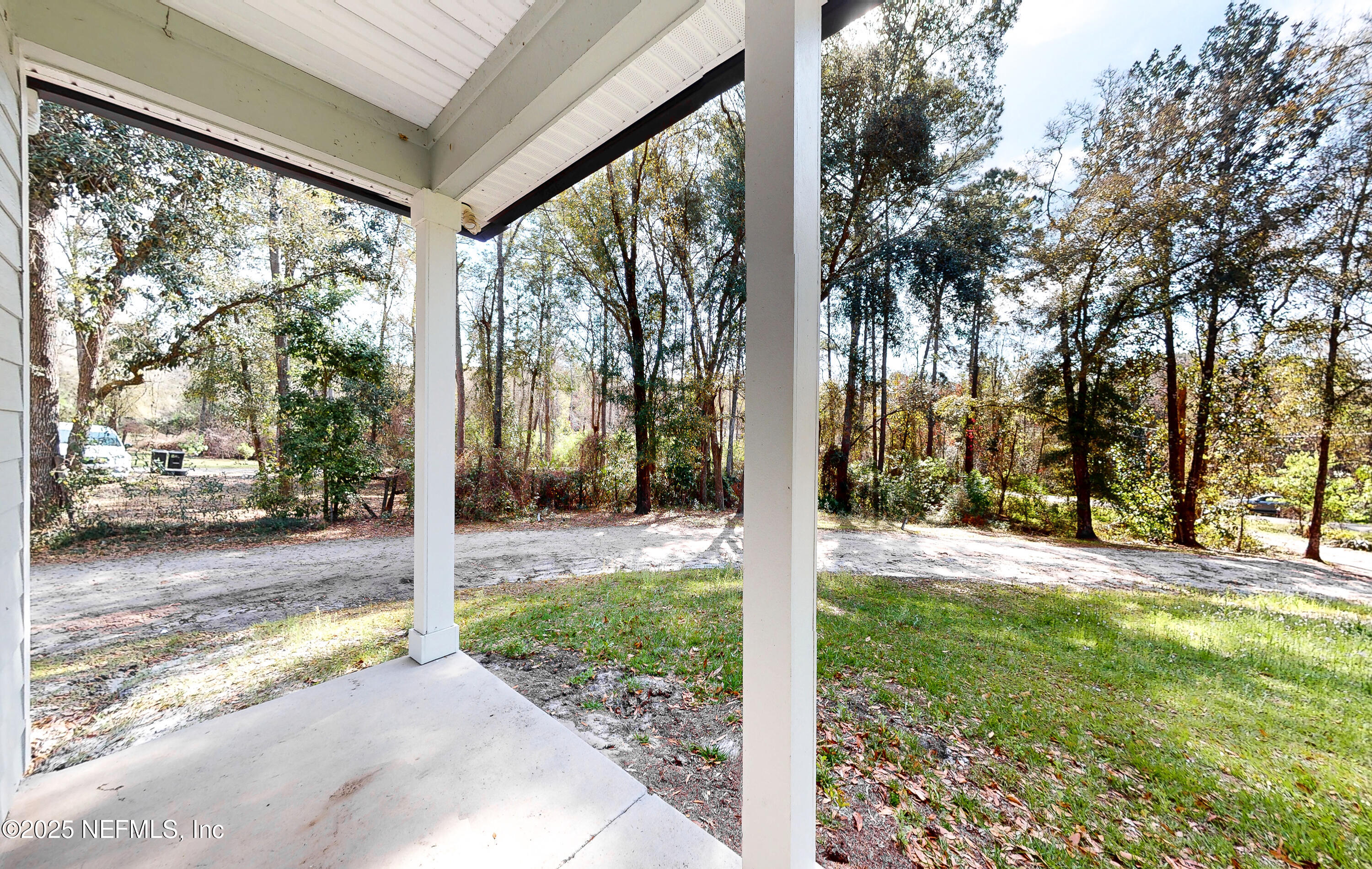 2684 Primrose Circle Middleburg, FL 32068 - Photo 4 of 32 Ext Front Porch