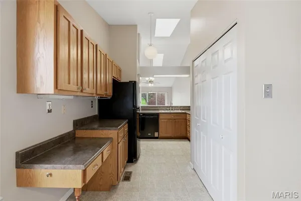 $325,000 | 13 Kemper Court, Unit 13, Lake St. Louis, MO 63367