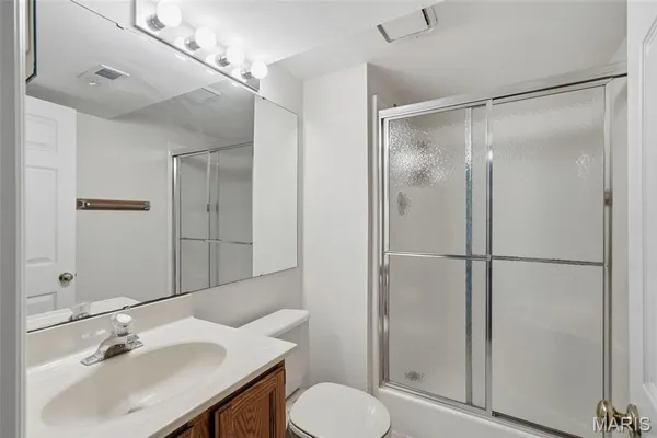 $325,000 | 13 Kemper Court, Unit 13, Lake St. Louis, MO 63367