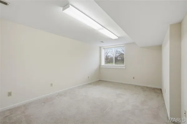 $325,000 | 13 Kemper Court, Unit 13, Lake St. Louis, MO 63367