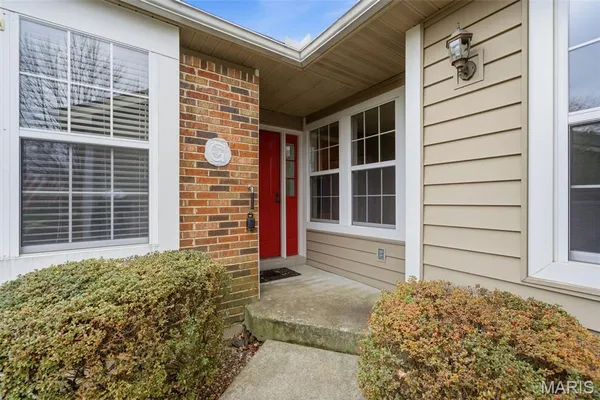 $325,000 | 13 Kemper Court, Unit 13, Lake St. Louis, MO 63367