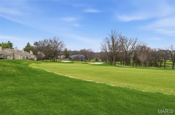 $325,000 | 13 Kemper Court, Unit 13, Lake St. Louis, MO 63367