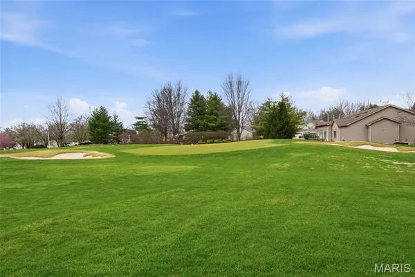 $325,000 | 13 Kemper Court, Unit 13, Lake St. Louis, MO 63367