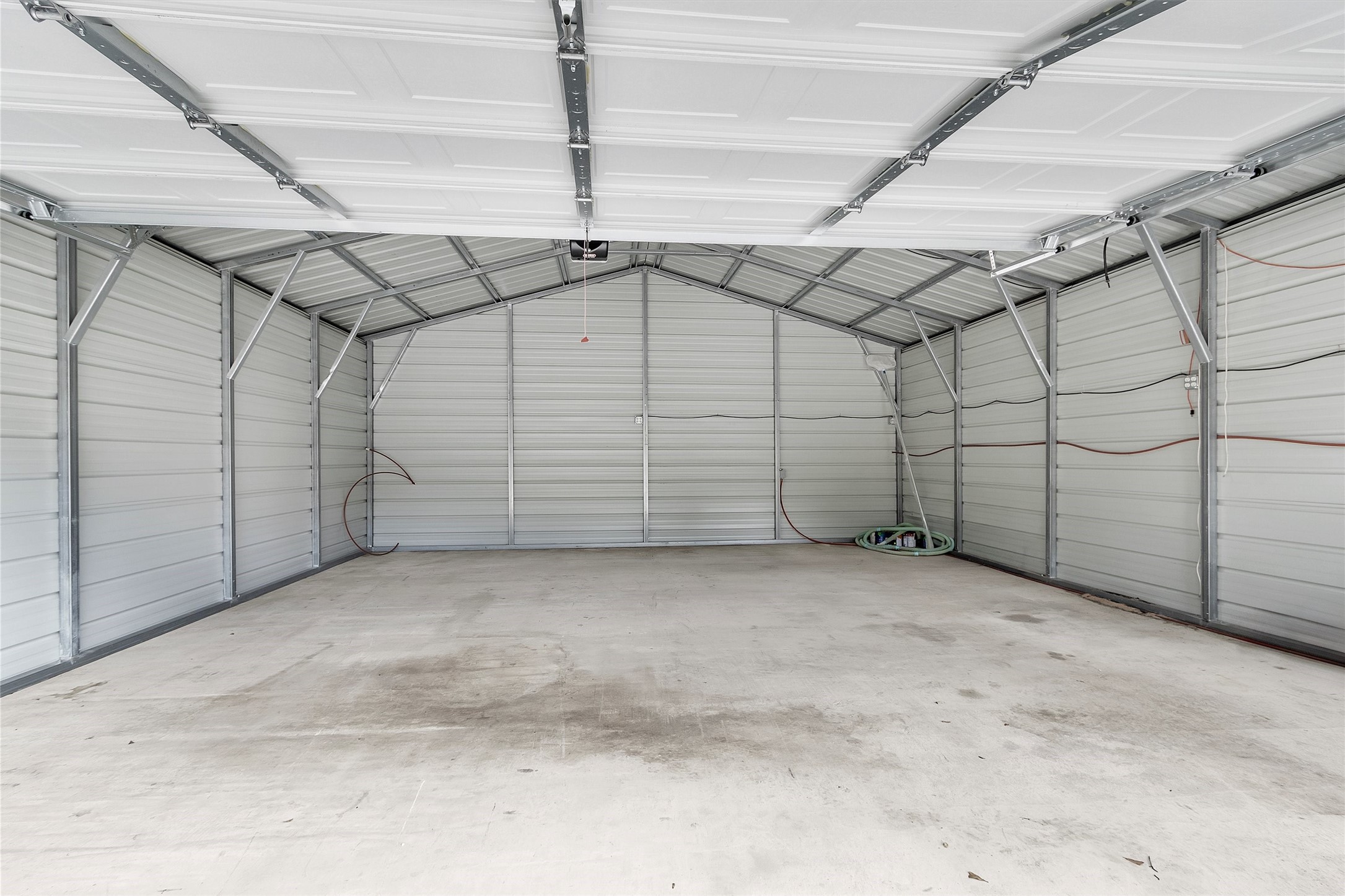 4621 Price Road Montgomery, TX 77316 - Photo 42 of 50 a view of a garage