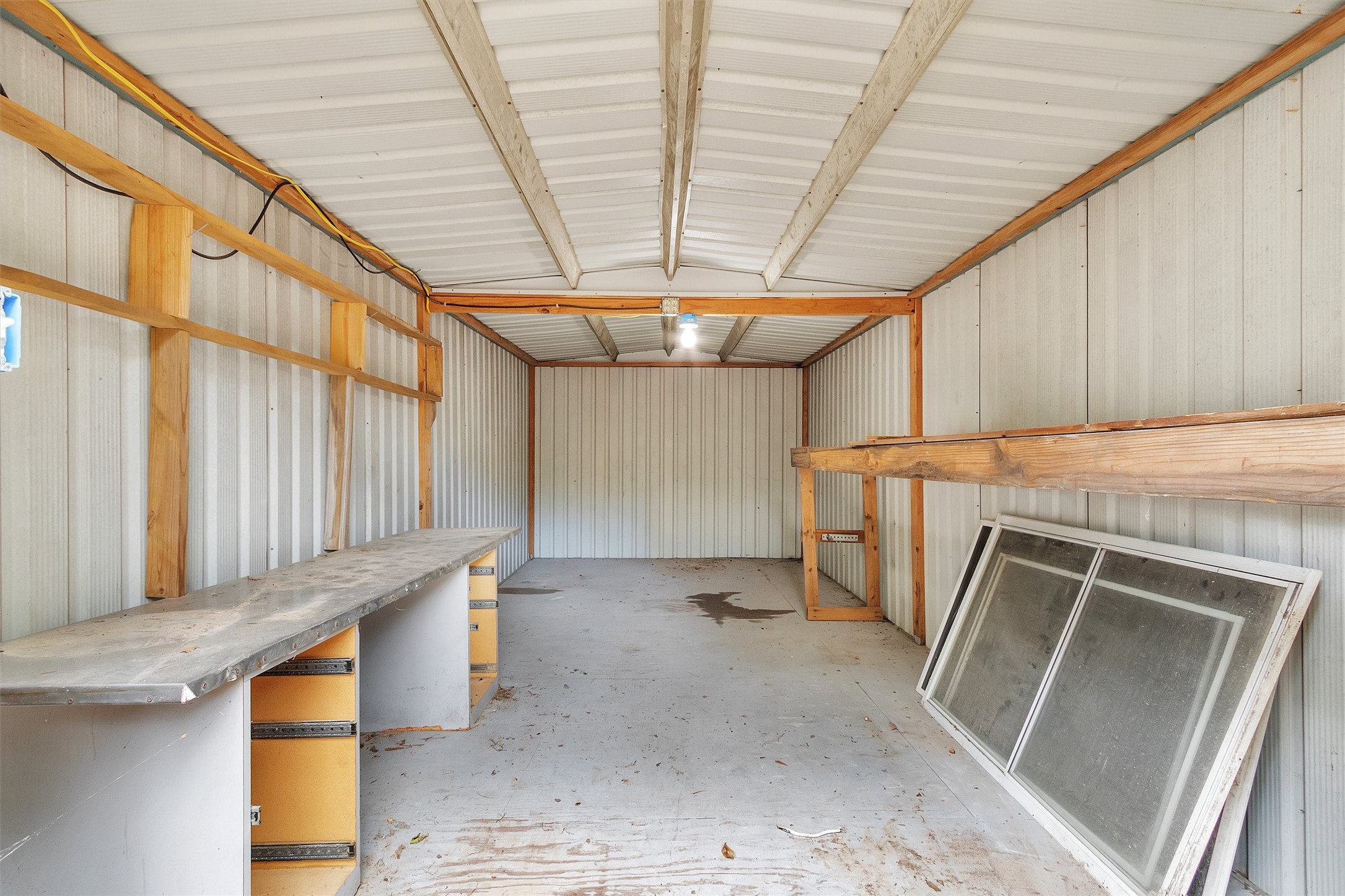 4621 Price Road Montgomery, TX 77316 - Photo 45 of 50 a view of an empty room