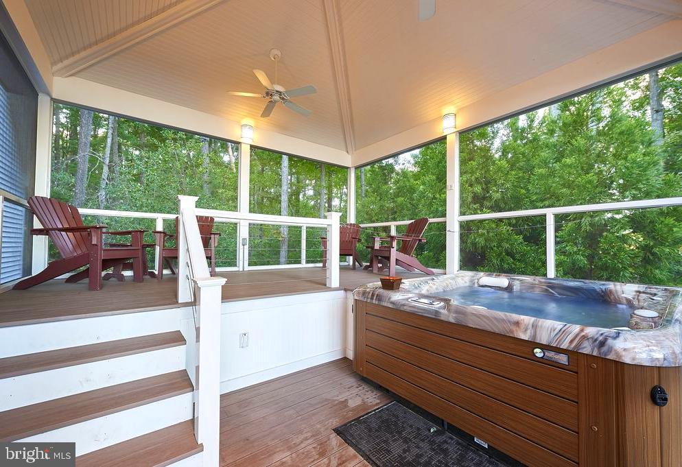 7343 Bozman Neavitt Road Bozman, MD 21612 - Photo 13 of 24 Screened in Spa area