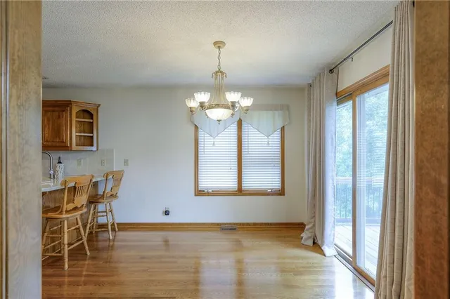 $350,000 | 22513 East 33rd St Court South, Blue Springs, MO 64015