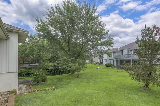 $350,000 | 22513 East 33rd St Court South, Blue Springs, MO 64015