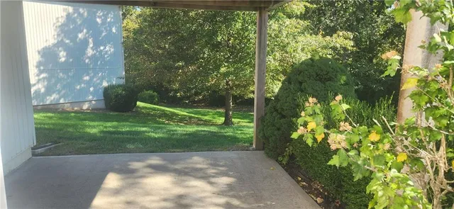 $350,000 | 22513 East 33rd St Court South, Blue Springs, MO 64015