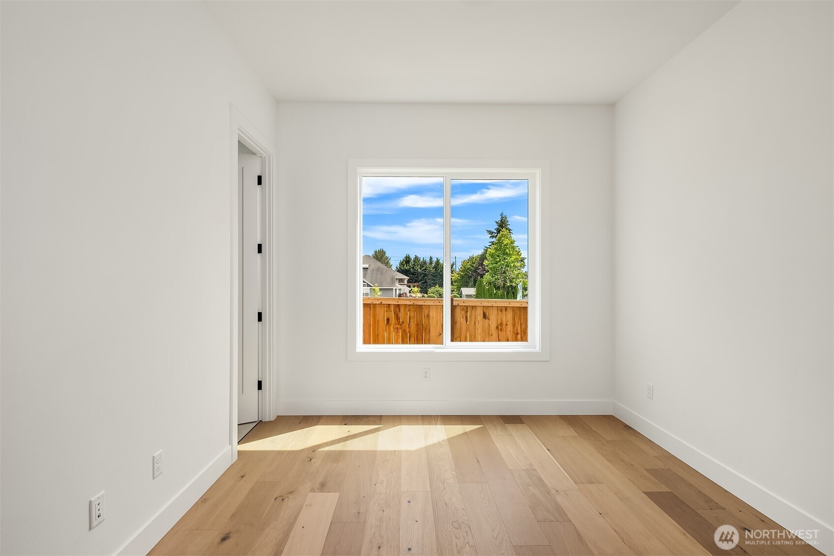 465 Orcas Avenue Northeast Renton, WA 98059 - Photo 22 of 40