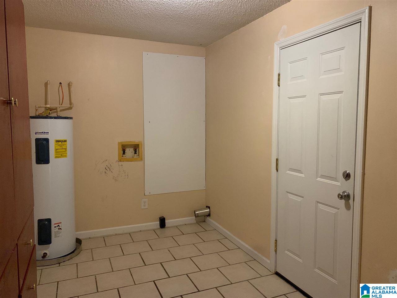 1010 Rochester Road Southeast Jacksonville, AL 36265 - Photo 14 of 36