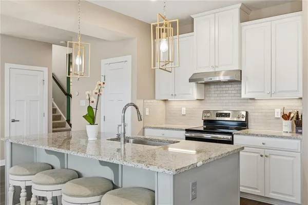 $525,000 | 153 Saddle Ridge Drive, Oakdale, PA 15071