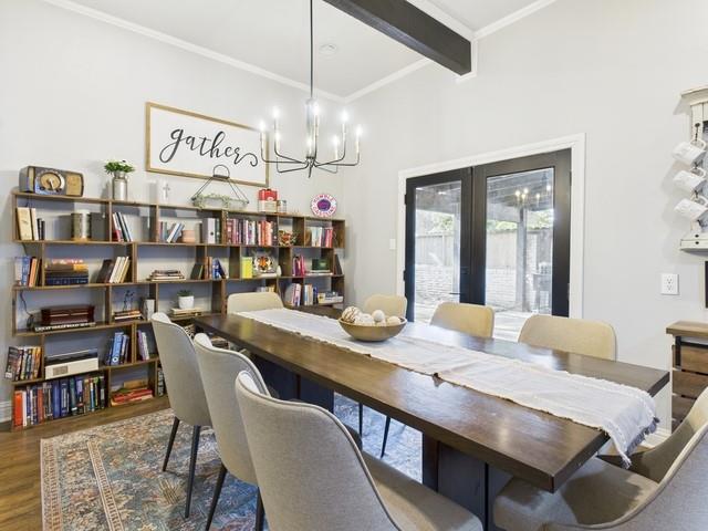 902 Ward Lane Athens, TX 75751 - Photo 12 of 40 a dining room with furniture a chandelier and window