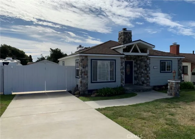 $1,025,000 | 3750 Mound Avenue, Ventura, CA 93003