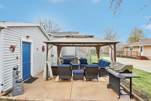 $409,900 | 6241 237th Avenue, Salem, WI 53168