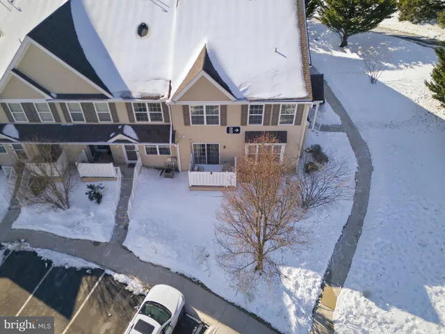 $440,000 | 16 Granite Lane, Unit 8, Chester Springs, PA 19425