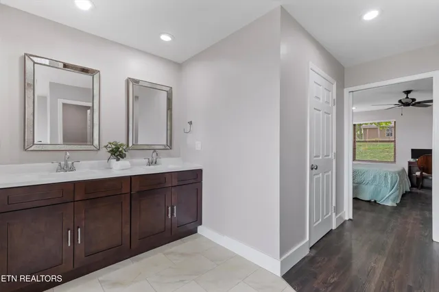 $629,000 | 354 Fairway Drive, Dandridge, TN 37725