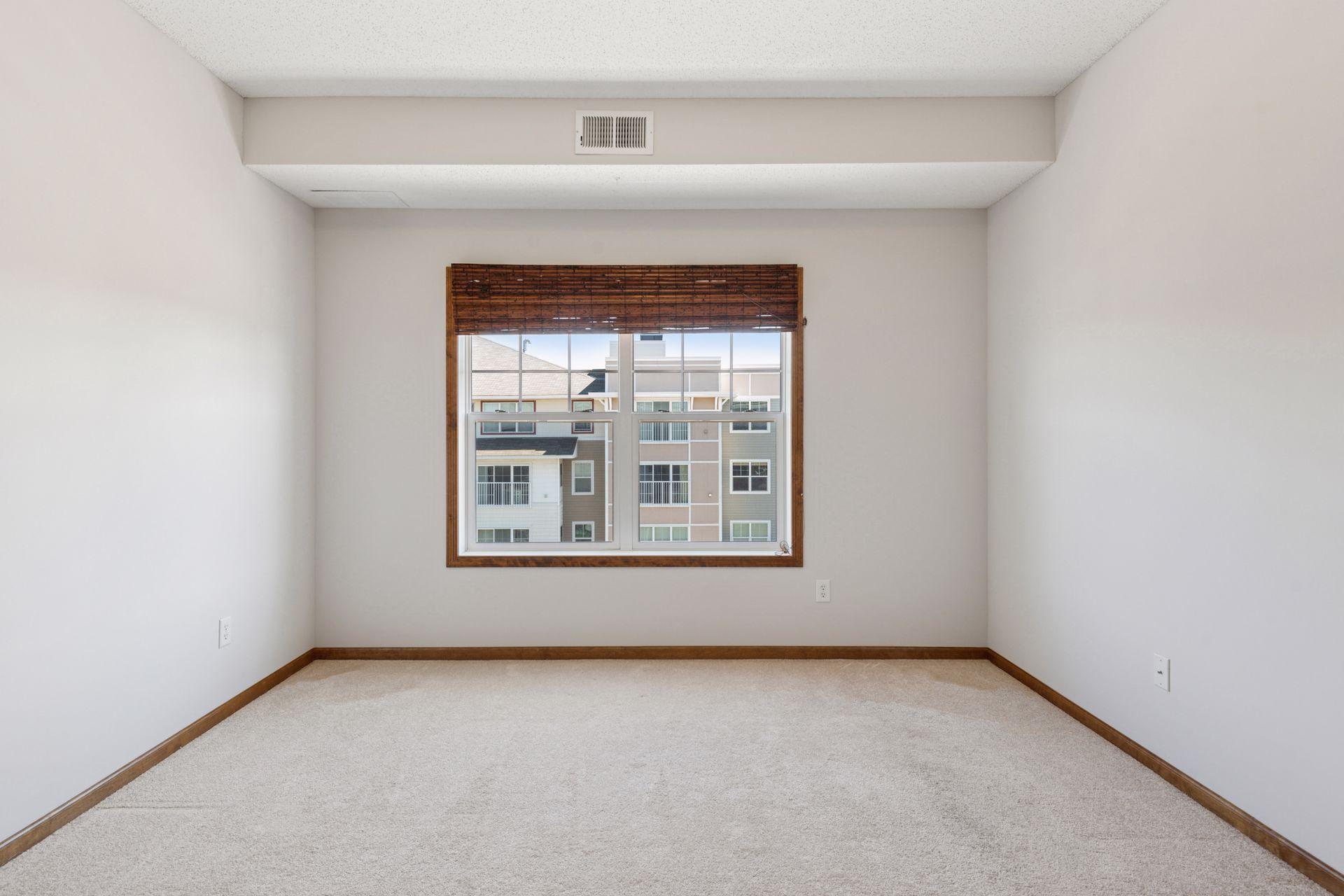 114200 Hundertmark Road, Unit 404 Chaska, MN 55318 - Photo 20 of 47 Gallery Image 20