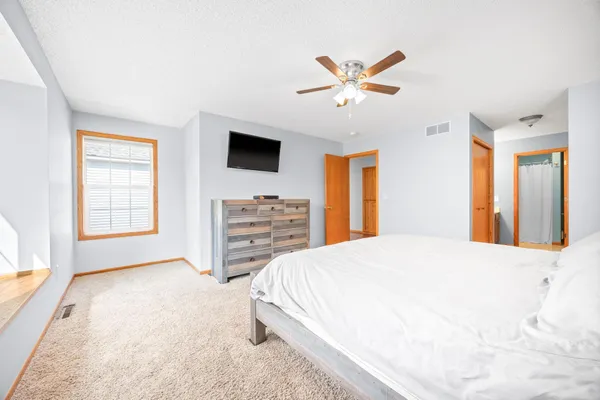 $265,000 | 954 Conner Street, Chaska, MN 55318