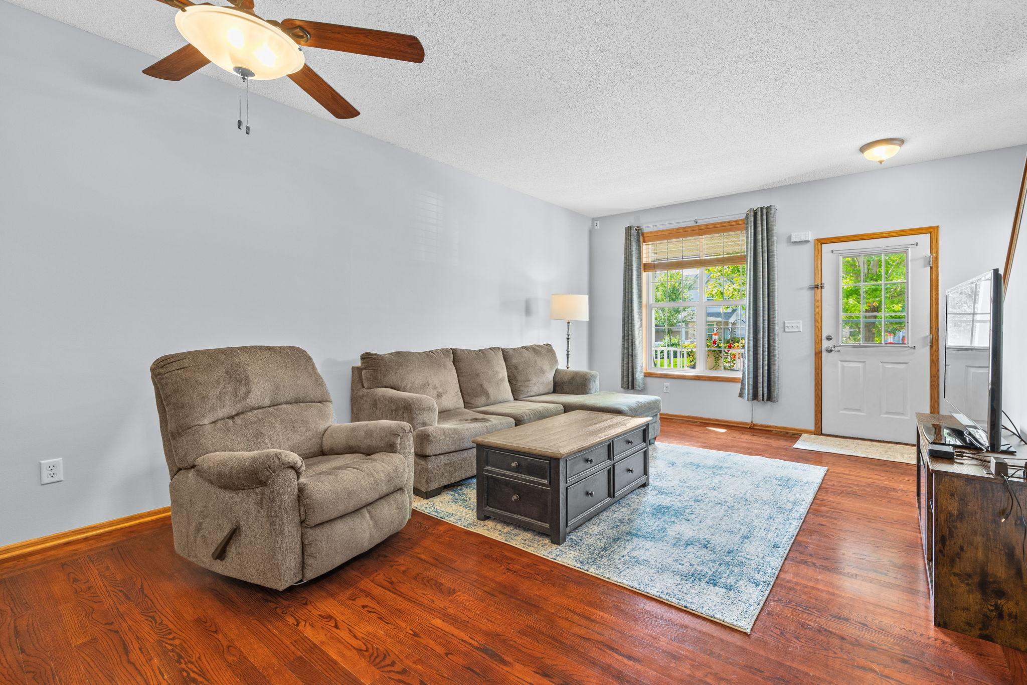 954 Conner Street Chaska, MN 55318 - Photo 5 of 25