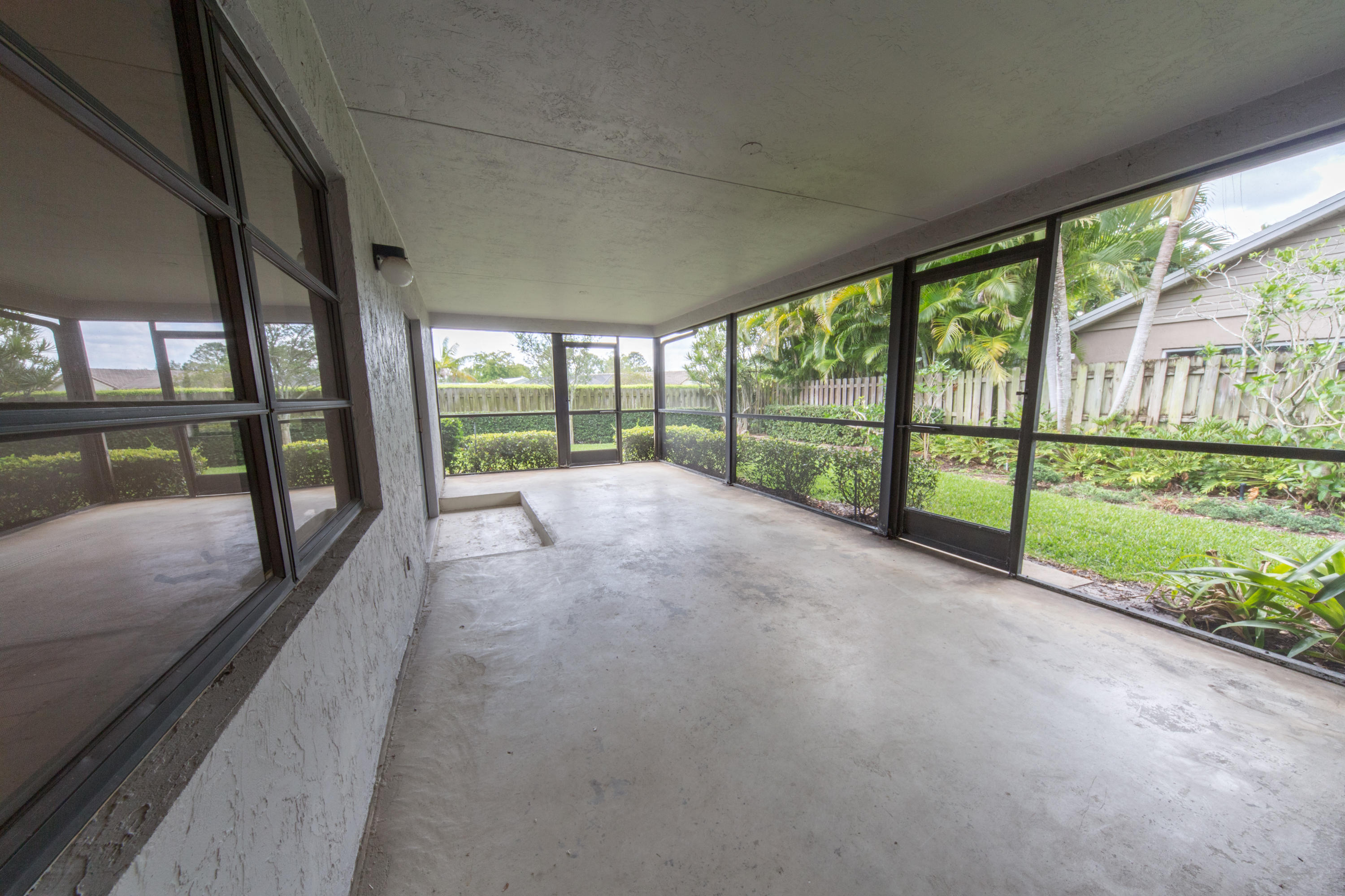 6286 Amberwoods Drive Boca Raton, FL 33433 - Photo 19 of 24 Screened Patio