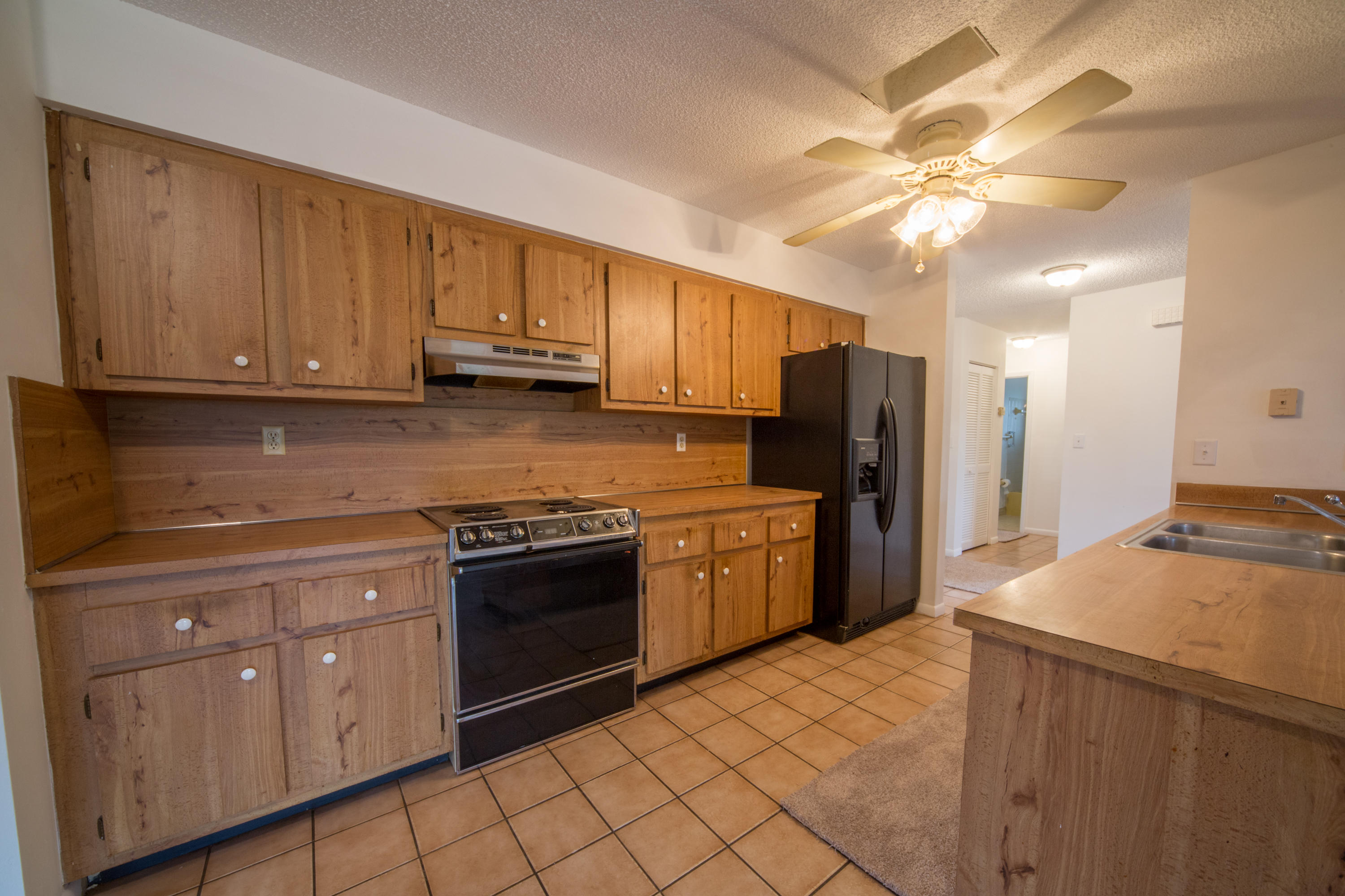 6286 Amberwoods Drive Boca Raton, FL 33433 - Photo 7 of 24 Kitchen