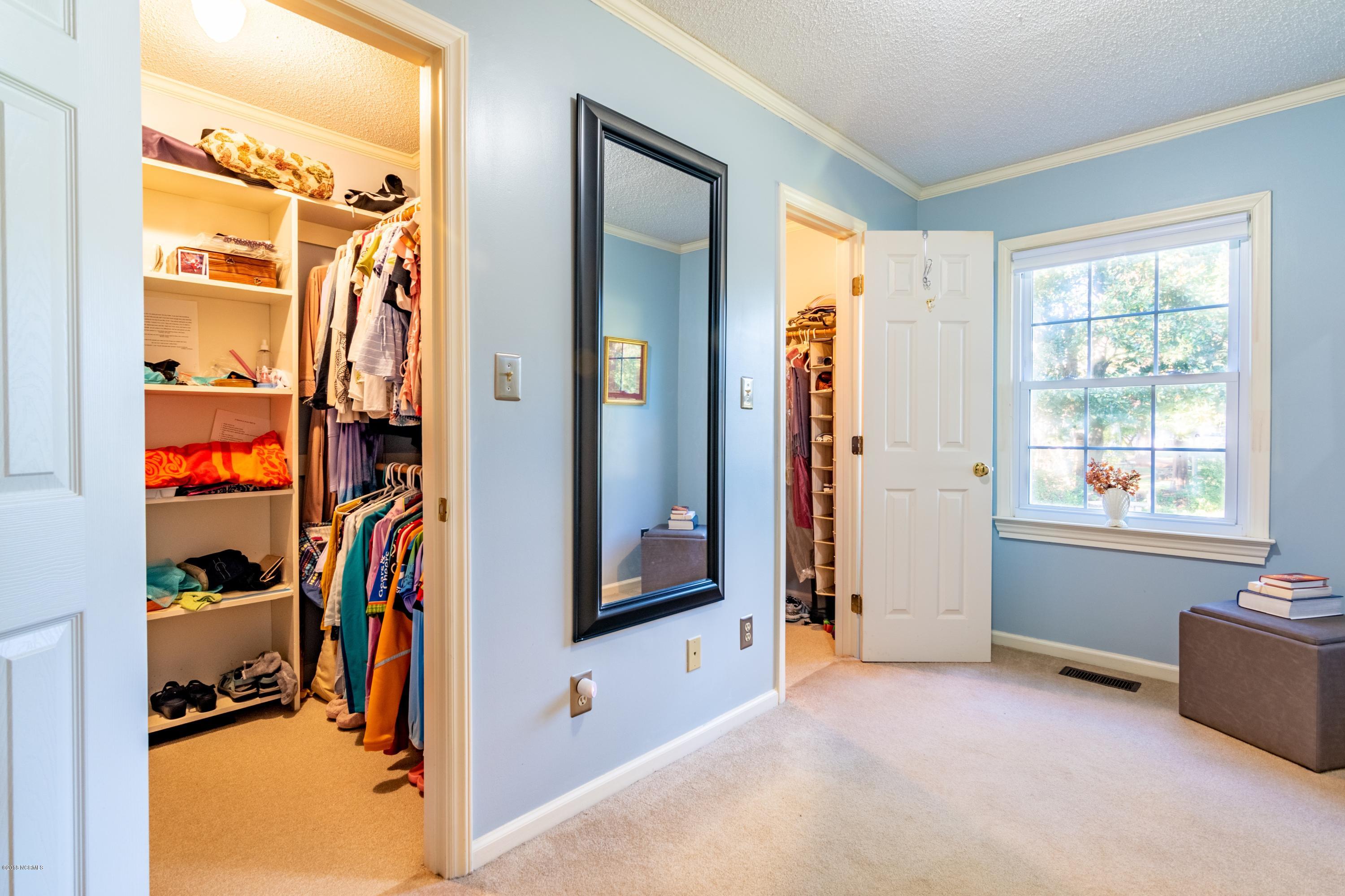 106 Lawson Road Washington, NC 27889 - Photo 18 of 33 018 Dressing Area with 2 Walkin Closets