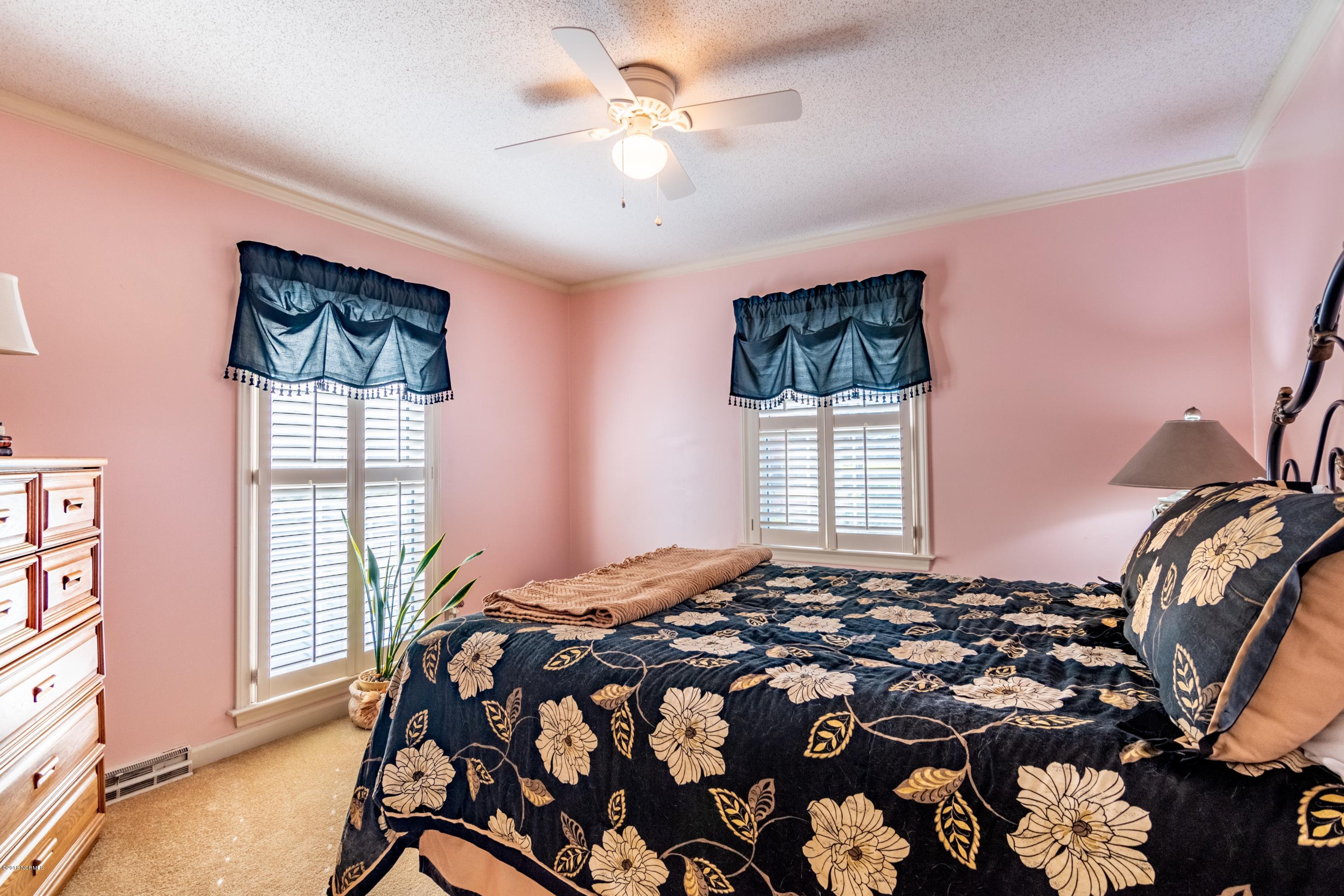 106 Lawson Road Washington, NC 27889 - Photo 22 of 33 022 Guest Bedroom 3