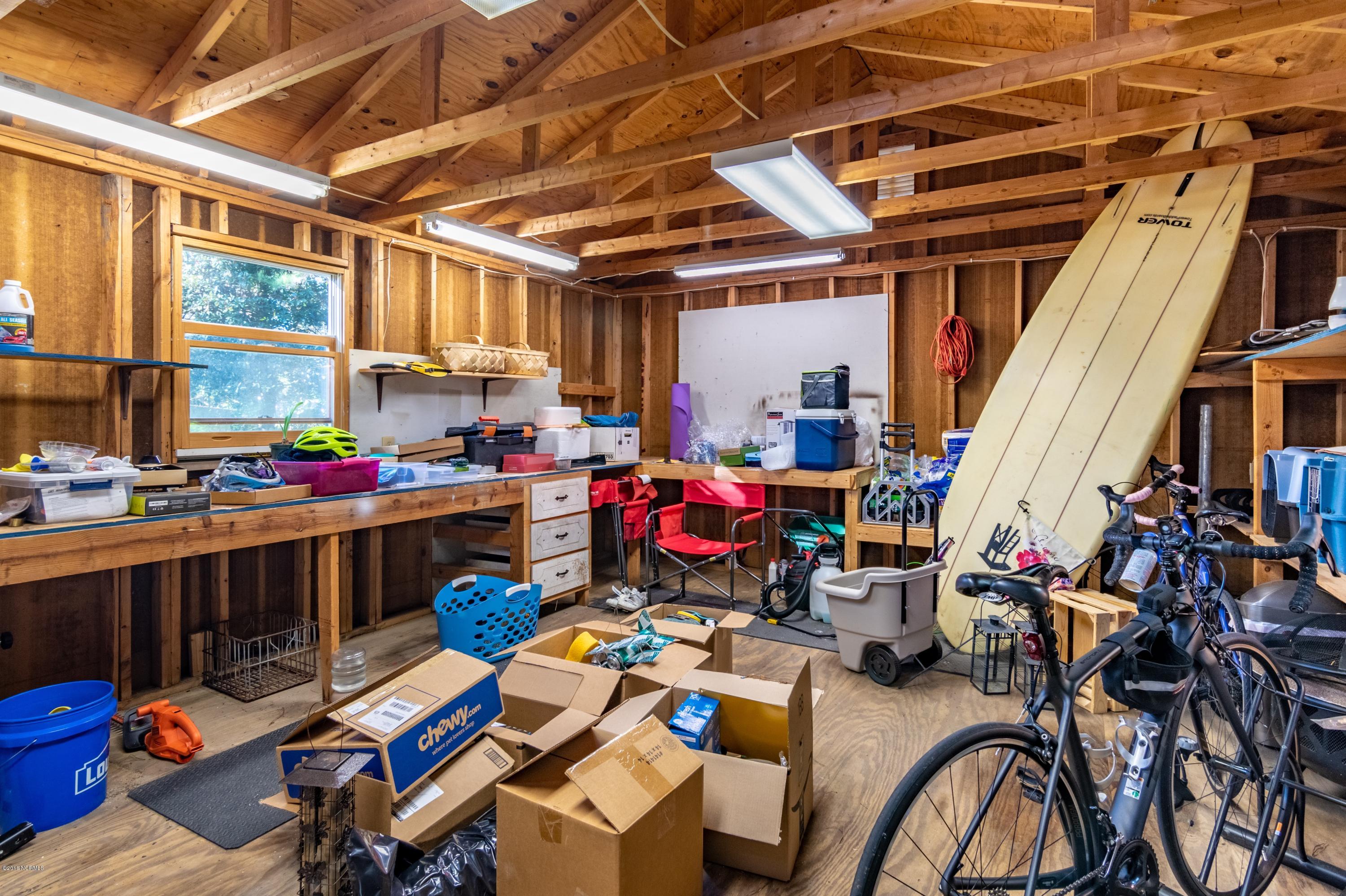 106 Lawson Road Washington, NC 27889 - Photo 28 of 33 028 Inside of Workshop