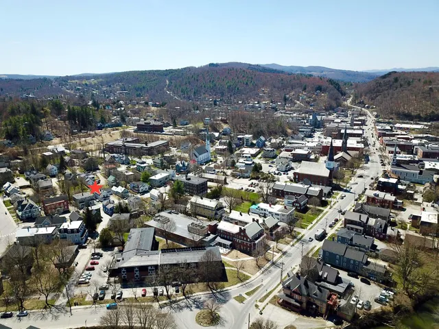 $379,500 | 27 St Paul Street, Montpelier, VT 05602
