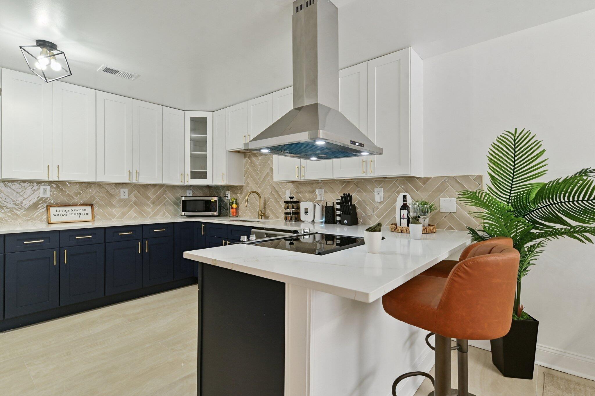 984 Stevenson Street Gary, IN 46406 - Photo 5 of 18 2048x1365