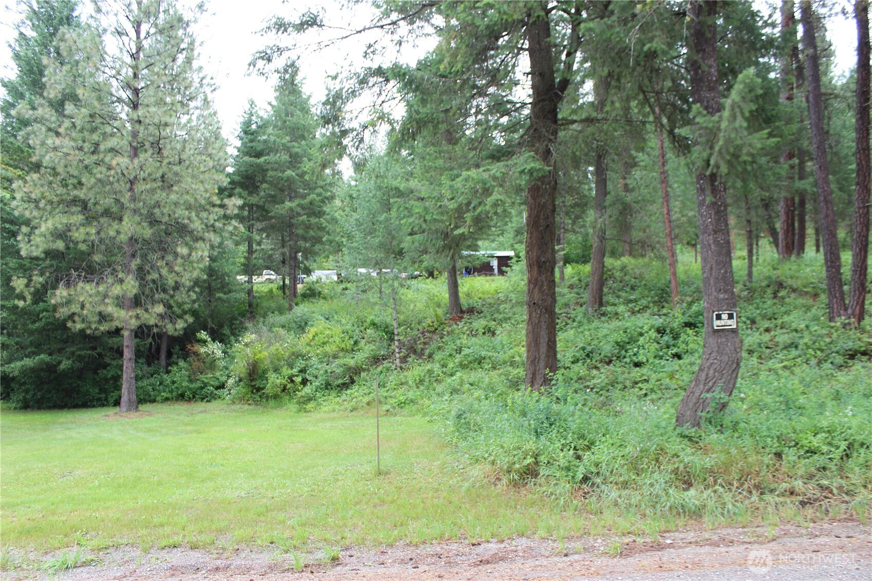 2394 Kettle River Road, Unit B Kettle Falls, WA 99141 - Photo 24 of 39 Gallery Image 24