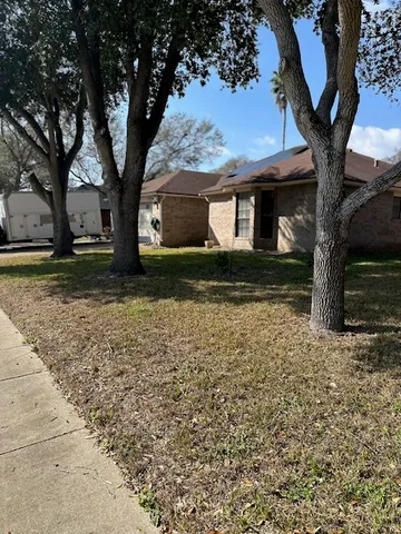 $2,300 | 7029 Smokewood Drive, Corpus Christi, TX 78413