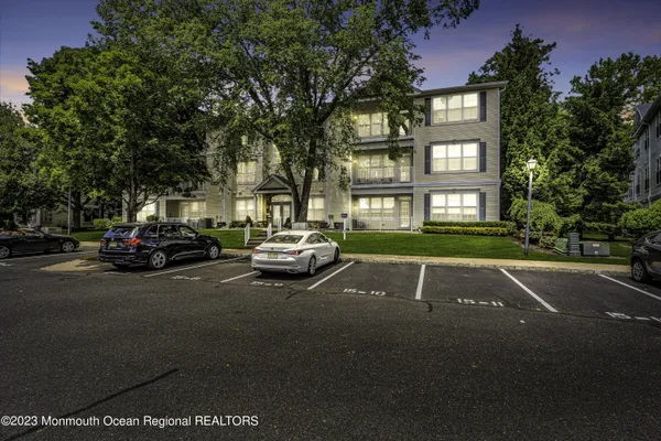 $3,000 | 536 St Andrews Place, Manalapan, NJ 07726