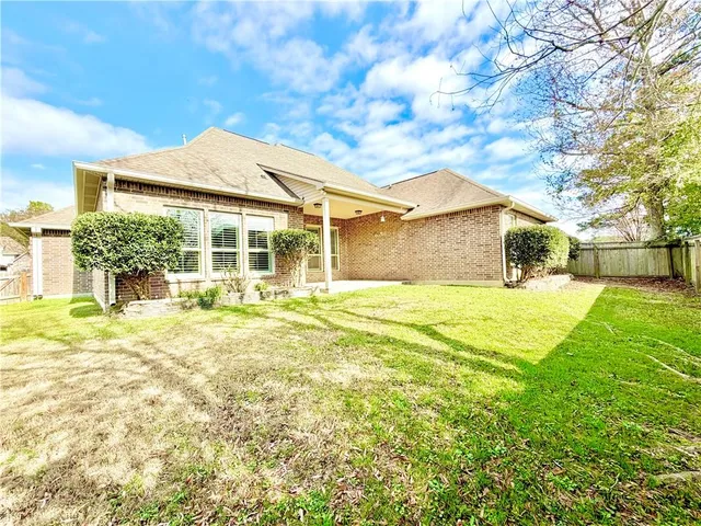 $2,750 | 217 Mack Lane, Madisonville, LA 70447