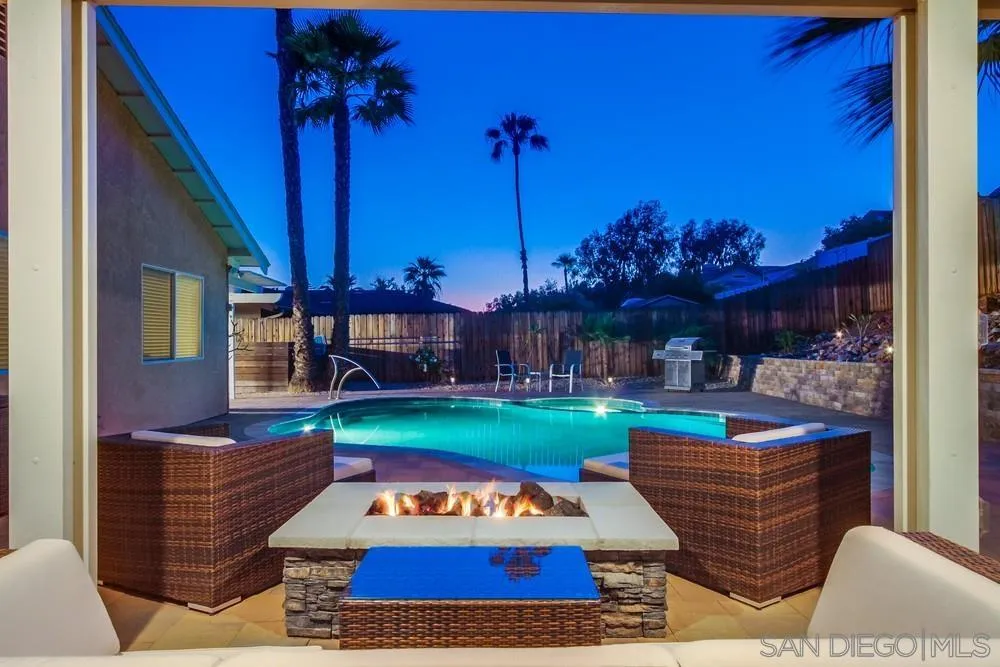 14230 Match Point Drive Poway, CA 92064 - Photo 5 of 70