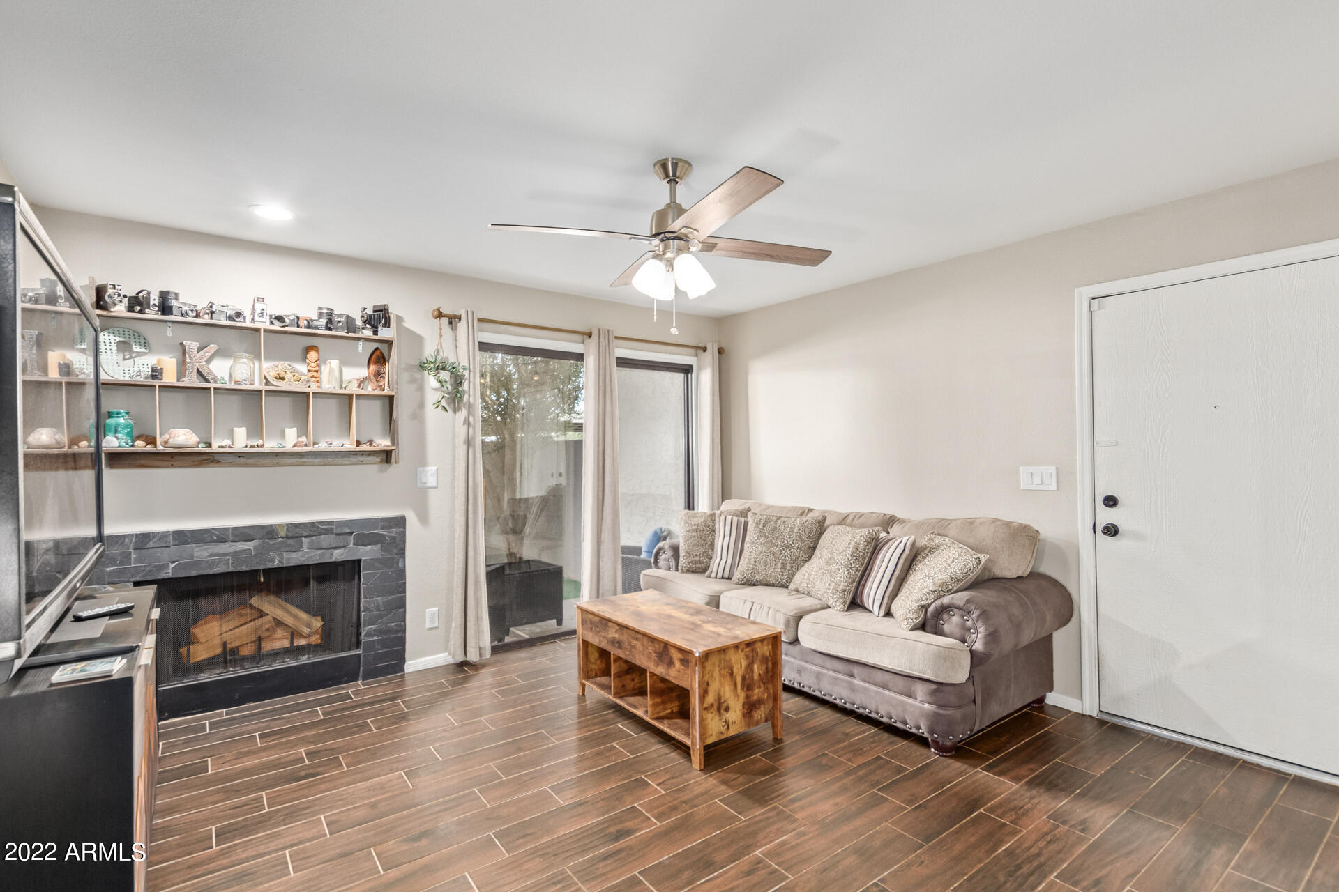 533 West Guadalupe Road, Unit 1013 Mesa, AZ 85210 - Photo 3 of 22 03 - Guadalupe
