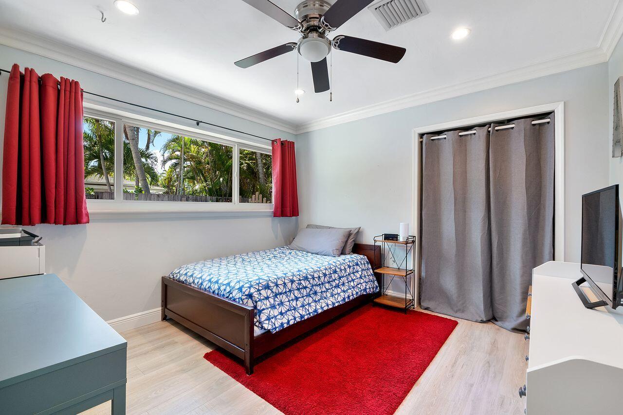 5540 Southwest 3rd Street Plantation, FL 33317 - Photo 33 of 52 5540_Sw_3rd_St_017