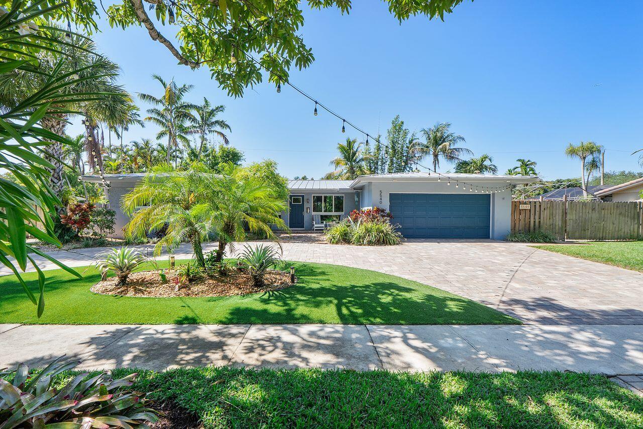5540 Southwest 3rd Street Plantation, FL 33317 - Photo 8 of 52 5540_Sw_3rd_St_007