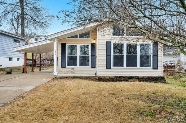 $250,000 | 312 Ballwin Avenue, Ballwin, MO 63021