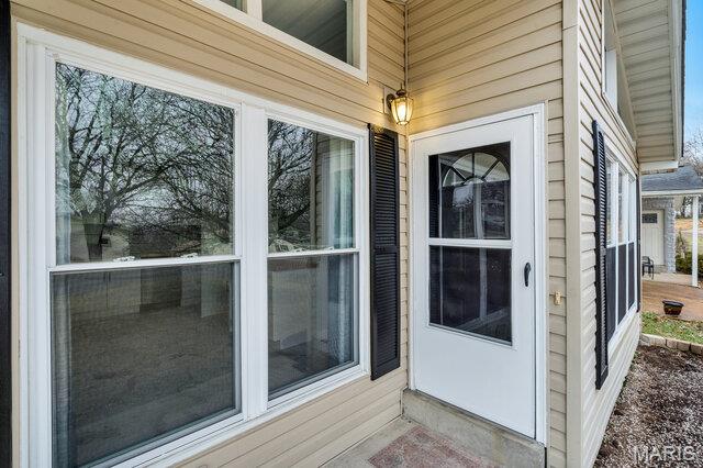 312 Ballwin Avenue Ballwin, MO 63021 - Photo 5 of 40