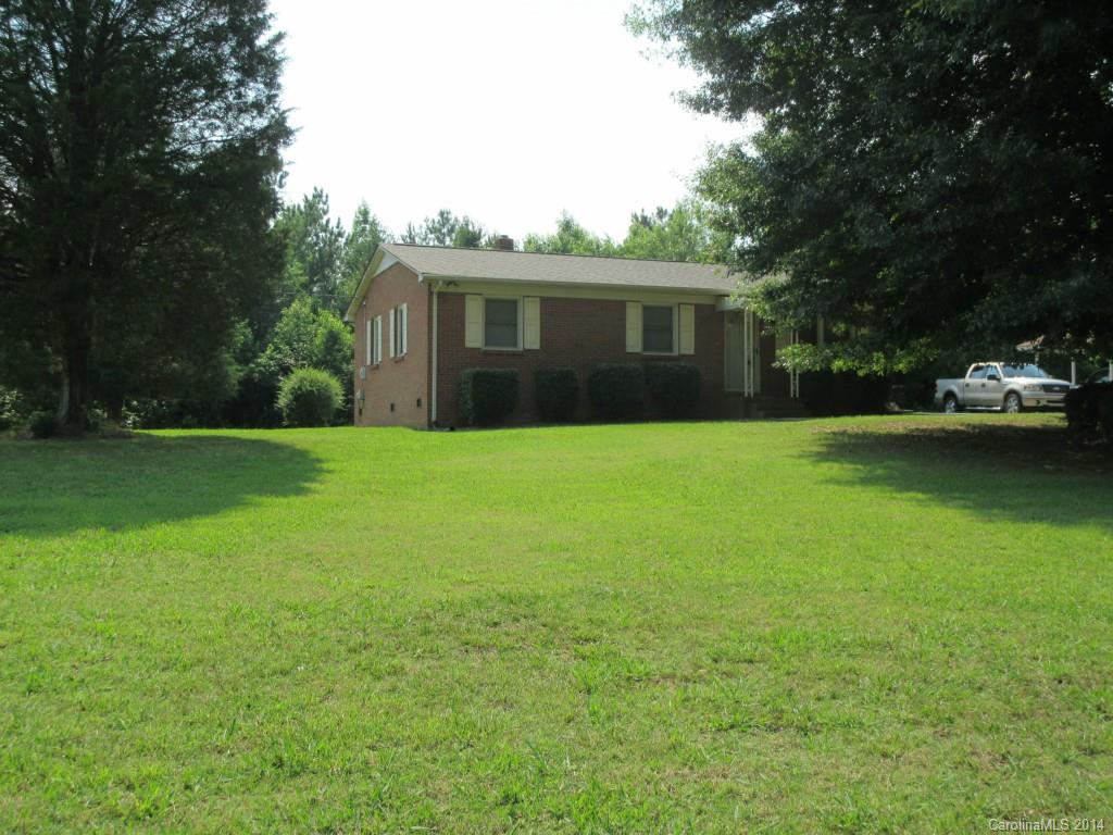 521 Mariposa Road Stanley, NC 28164 - Photo 3 of 15